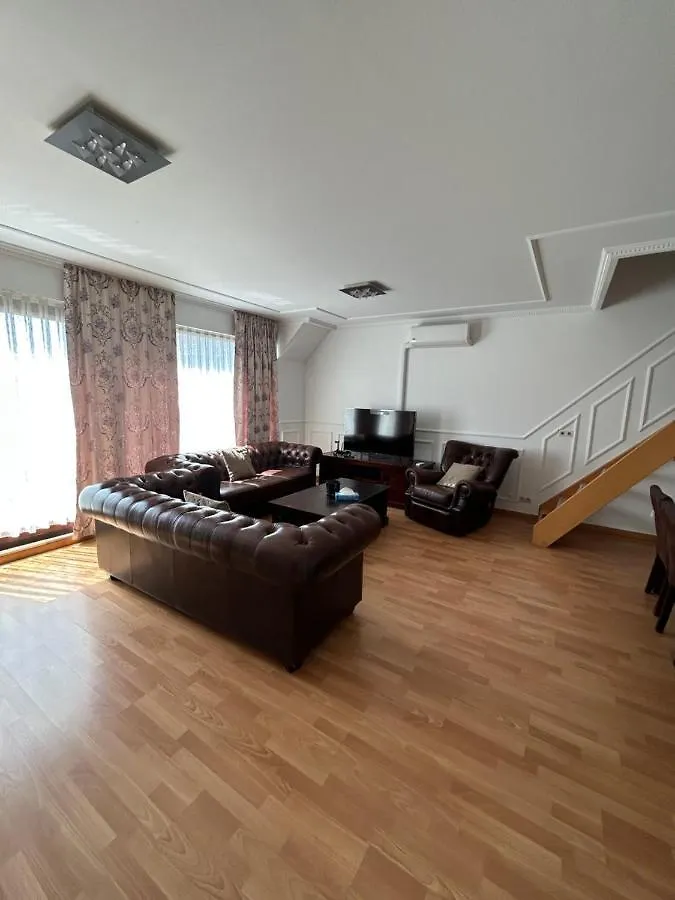 شقة Un Duplex Chic Pour Une Experience Unique A Cote De La Basilique بروكسل